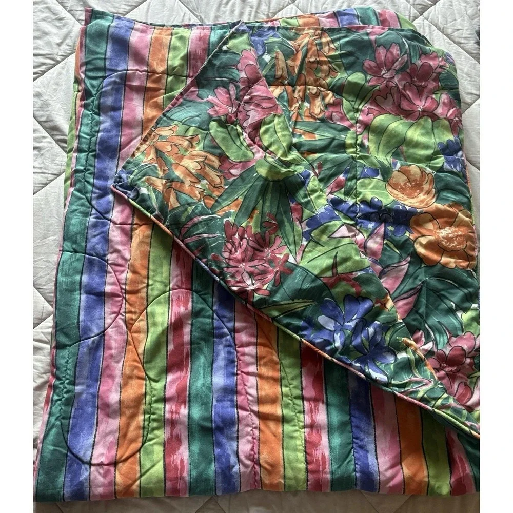 Vintage Tropical Print Floral Print Reversible Abstract Striped FULL Comforter
